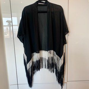 NWOT Pink Stitch Black Fringe Kimono Size 2